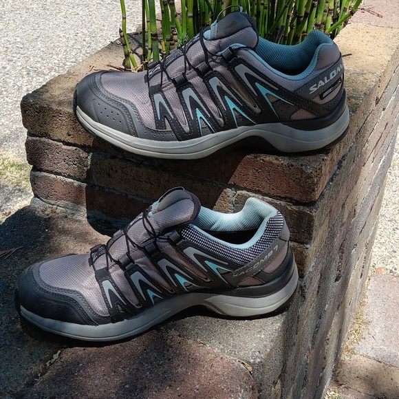 Salomon athletic shoes - Picture 2 of 6